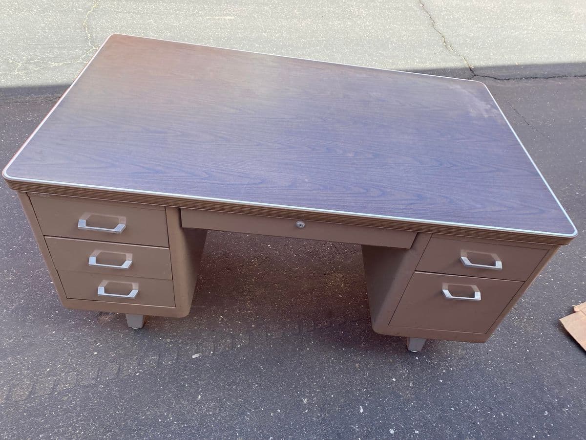 1960s Vintage Metal Tanker Desk - Thumbnail 8
