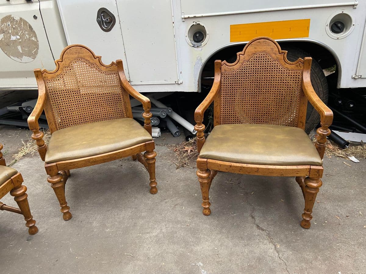 Vintage French Provincial Drexel Furniture Arm Chairs Set of 4 - Thumbnail 4