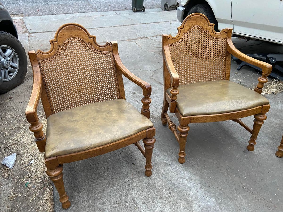 Vintage French Provincial Drexel Furniture Arm Chairs Set of 4 - Thumbnail 5