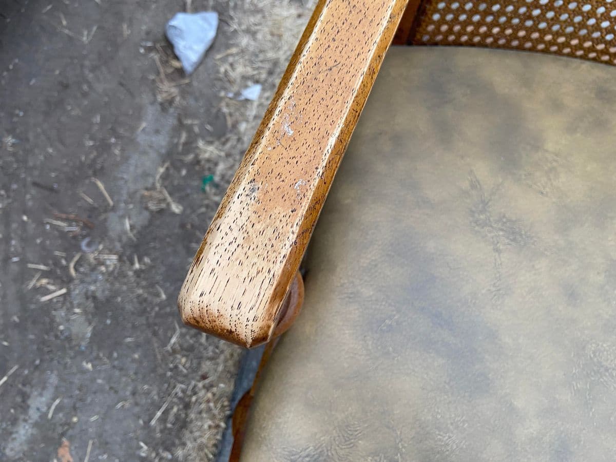 Vintage French Provincial Drexel Furniture Arm Chairs Set of 4 - Thumbnail 7