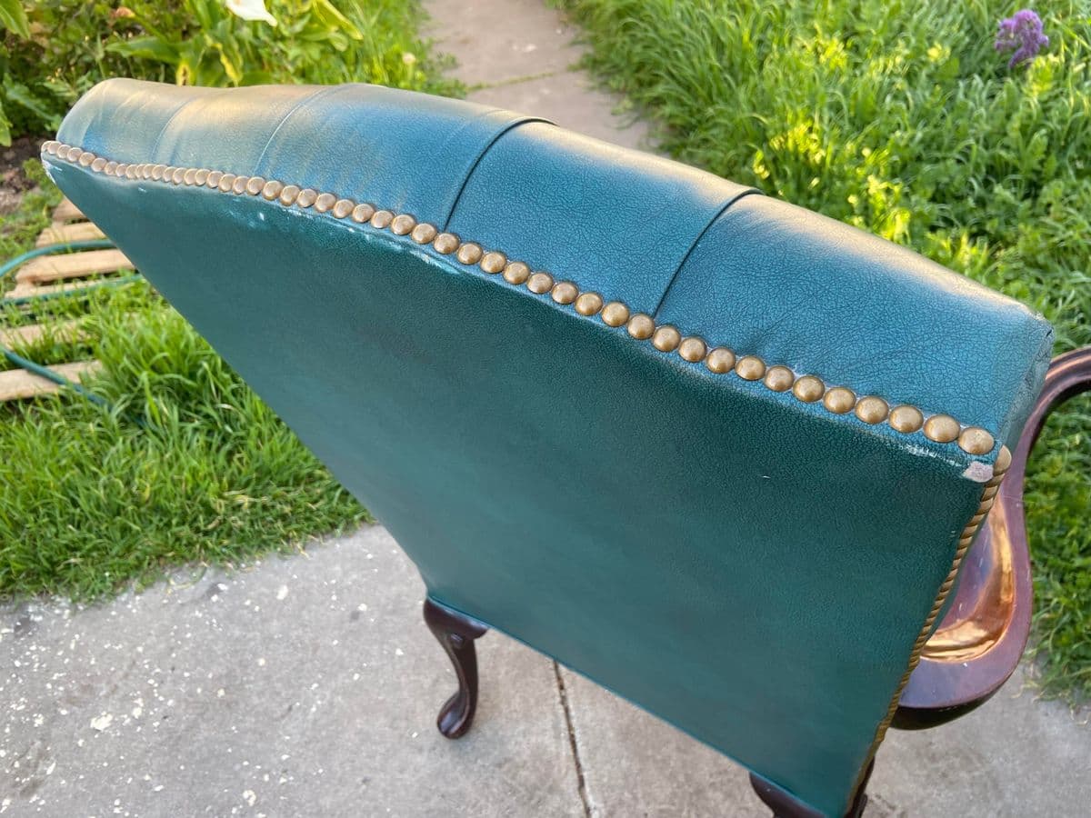 1970s Vintage Claw Foot Faux Leather High Back Arm Chair - Thumbnail 9