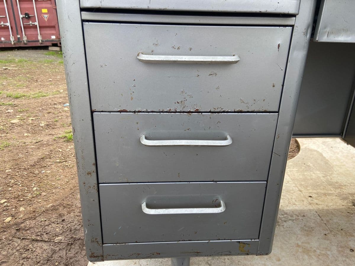 1970s Steelcase Vintage Mid Century Modern Metal Tanker Desk With Patina - Thumbnail 9