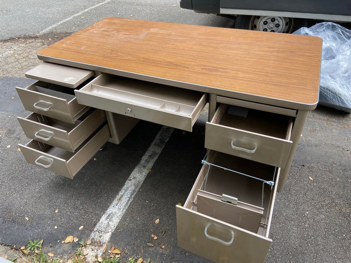 1980s Steelcase Vintage Mid Century Modern Metal Tanker Desk - Thumbnail 9