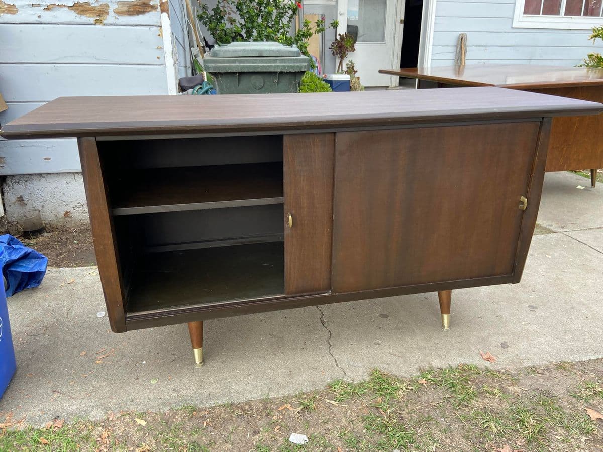 Vintage Mid Century Modern Credenza - Thumbnail 12