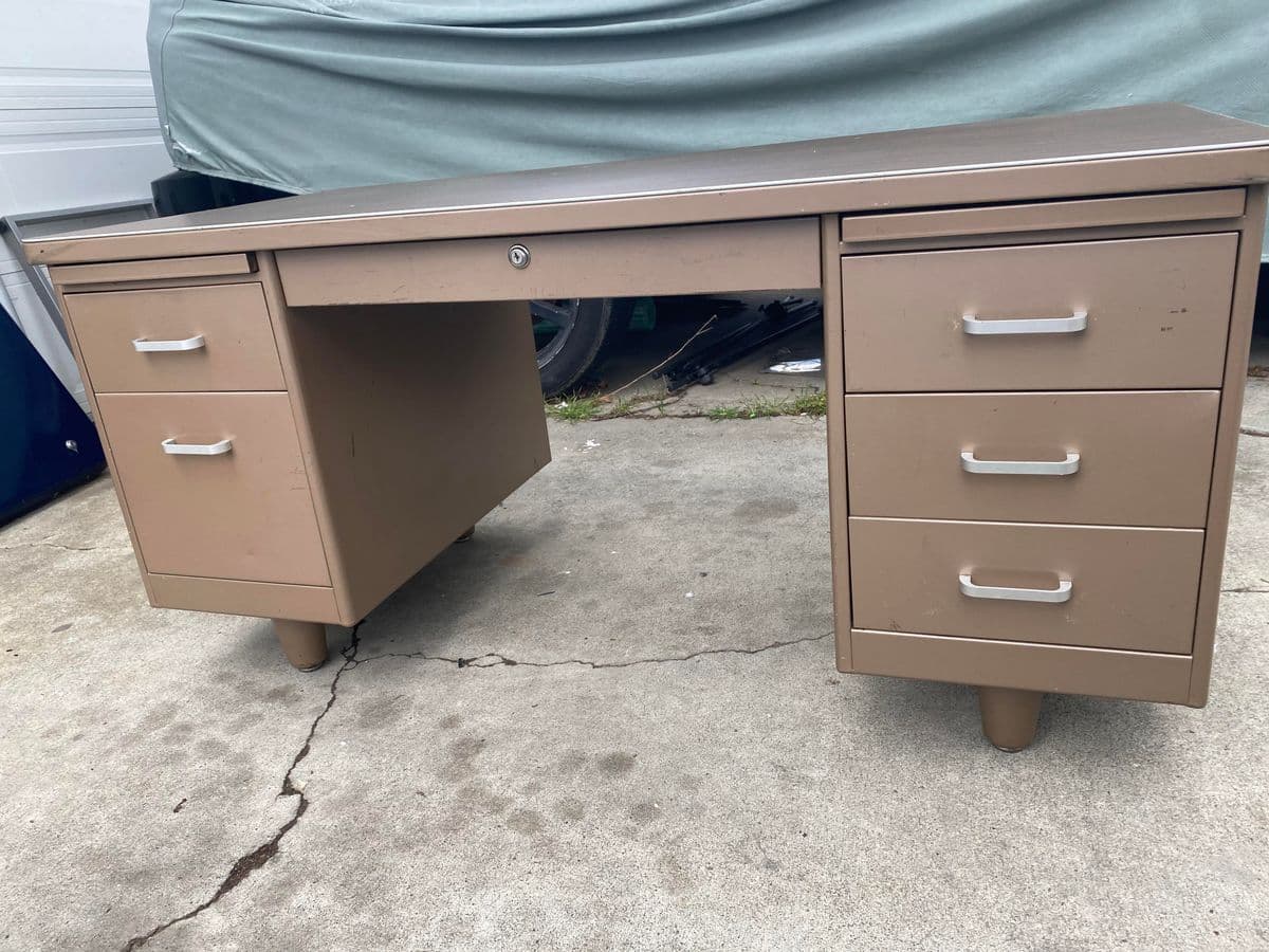 Vintage Holga Company Mid Century Modern Metal Tanker Desk - Thumbnail 5