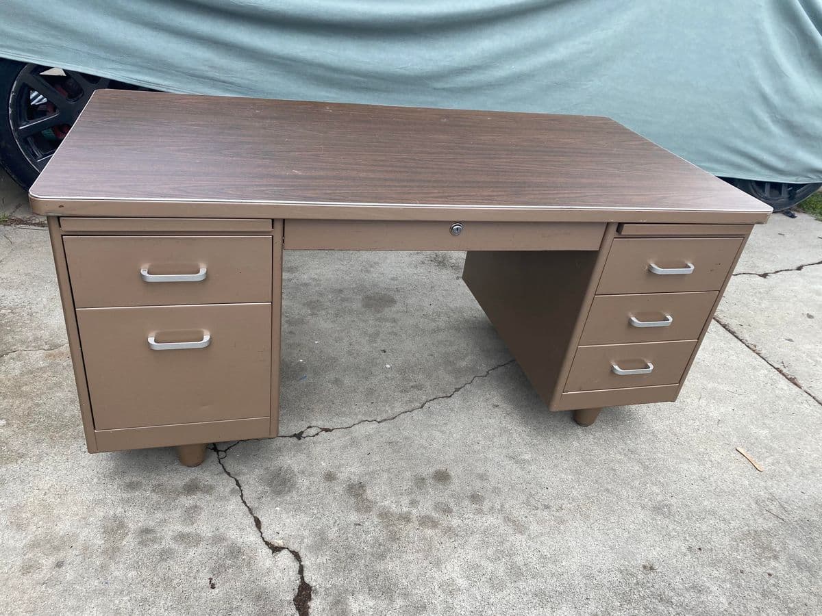 Vintage Holga Company Mid Century Modern Metal Tanker Desk - Thumbnail 4