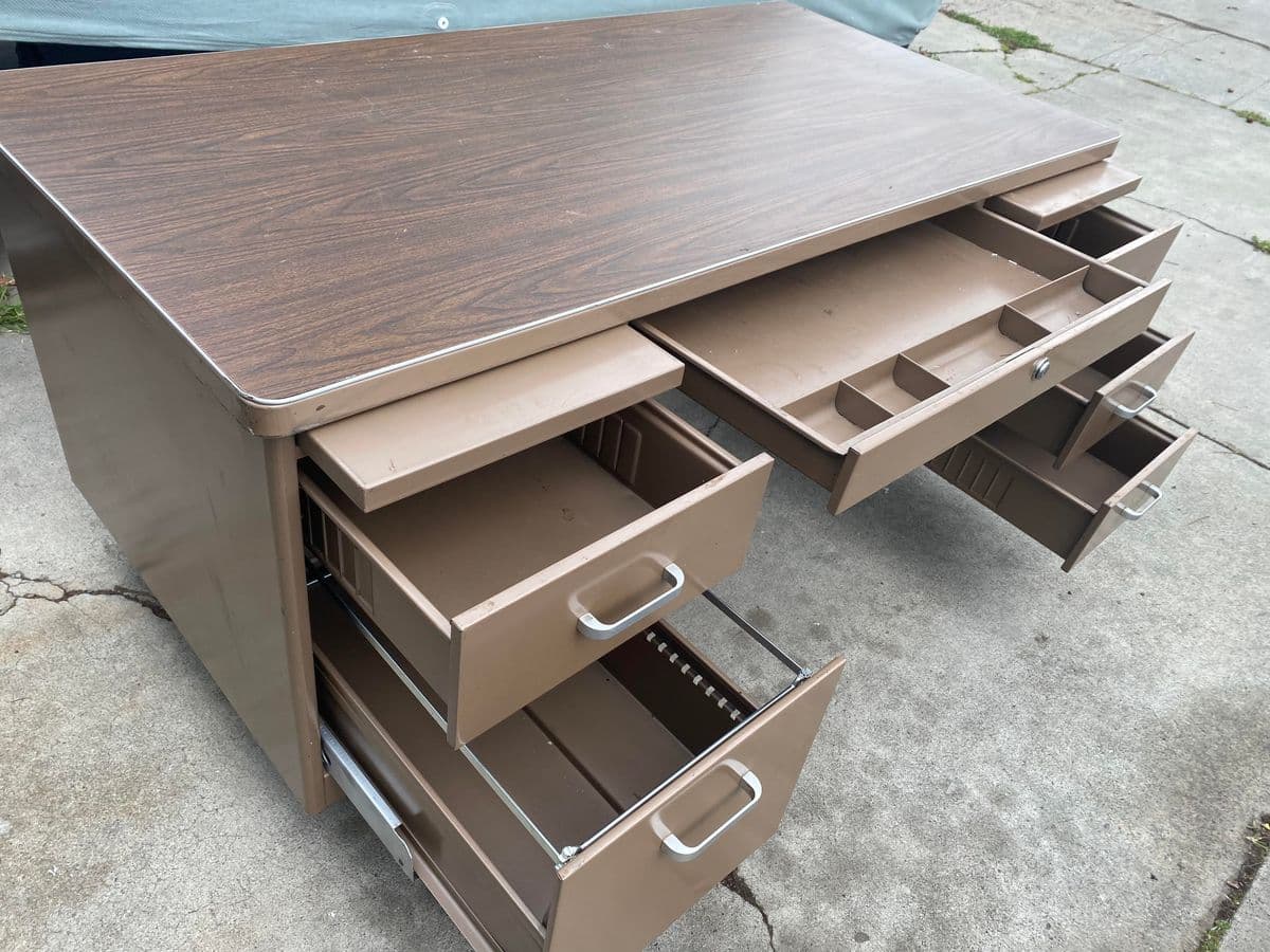 Vintage Holga Company Mid Century Modern Metal Tanker Desk - Thumbnail 6