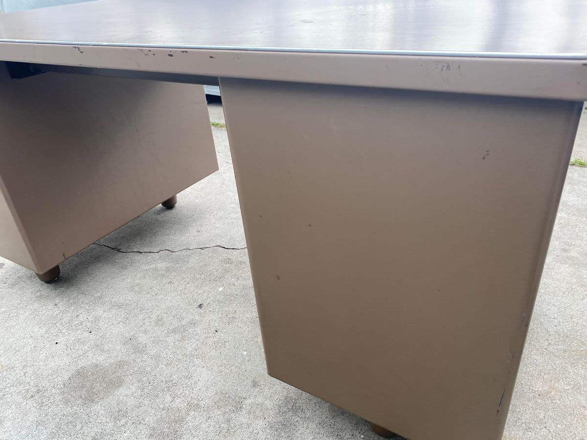 Vintage Holga Company Mid Century Modern Metal Tanker Desk - Thumbnail 9