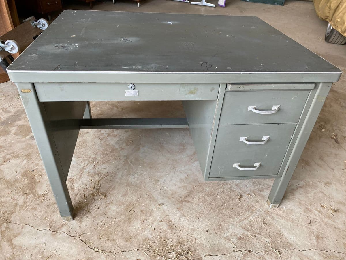 Vintage General Fireproofing Company Metal Tanker Desk - Thumbnail 5