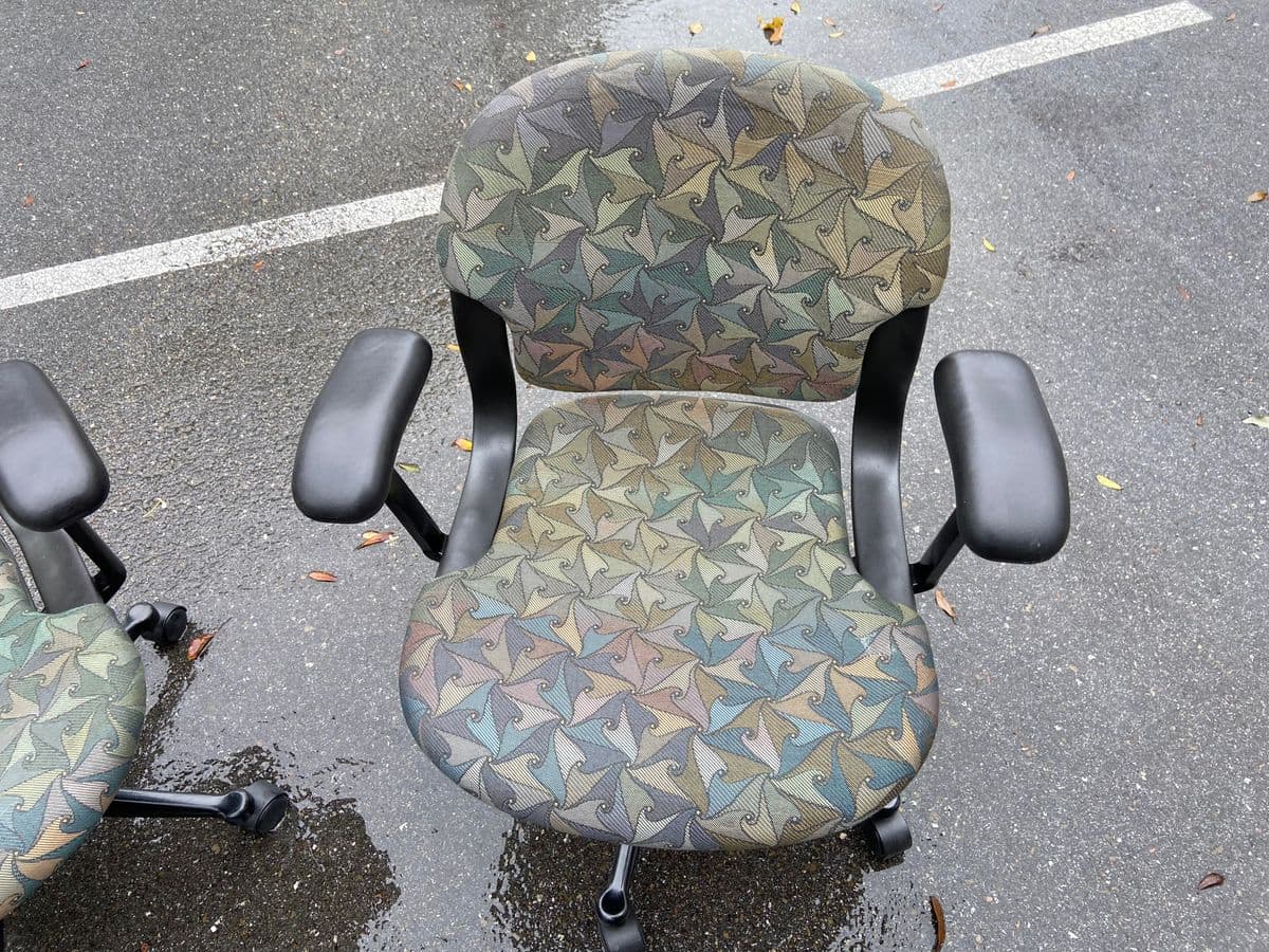 Vintage Herman Miller Equa Desk Chairs Set of 3 - Thumbnail 7