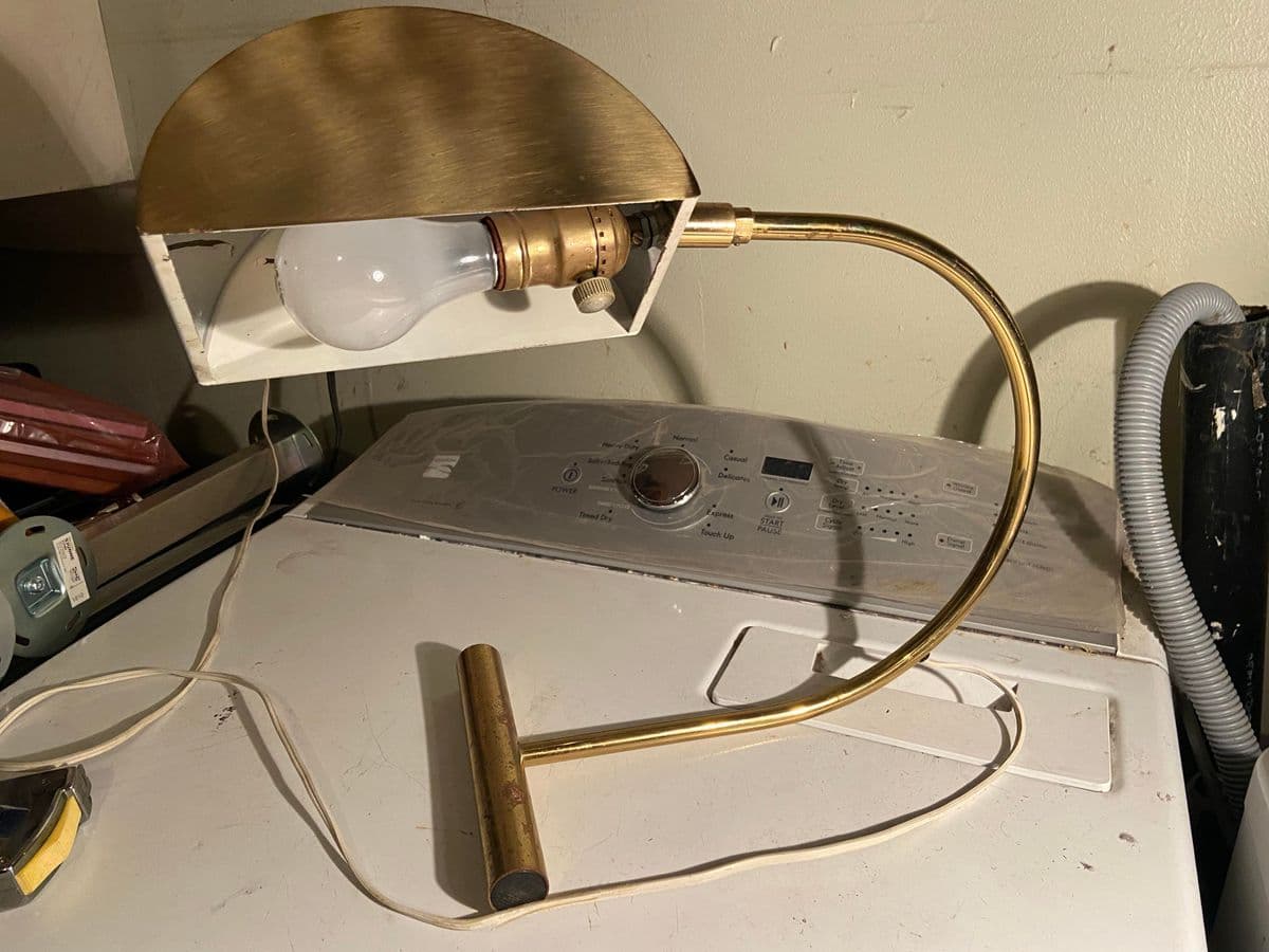 Vintage Mid-Century Modern Kosh & Lowy Brass Table Lamp - Thumbnail 8