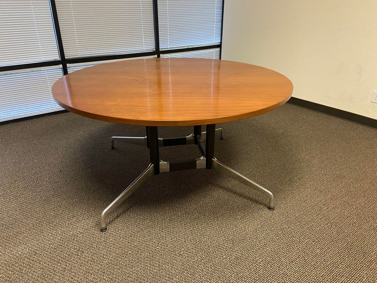 Vintage Herman Miller Eames Round Table - Thumbnail 10