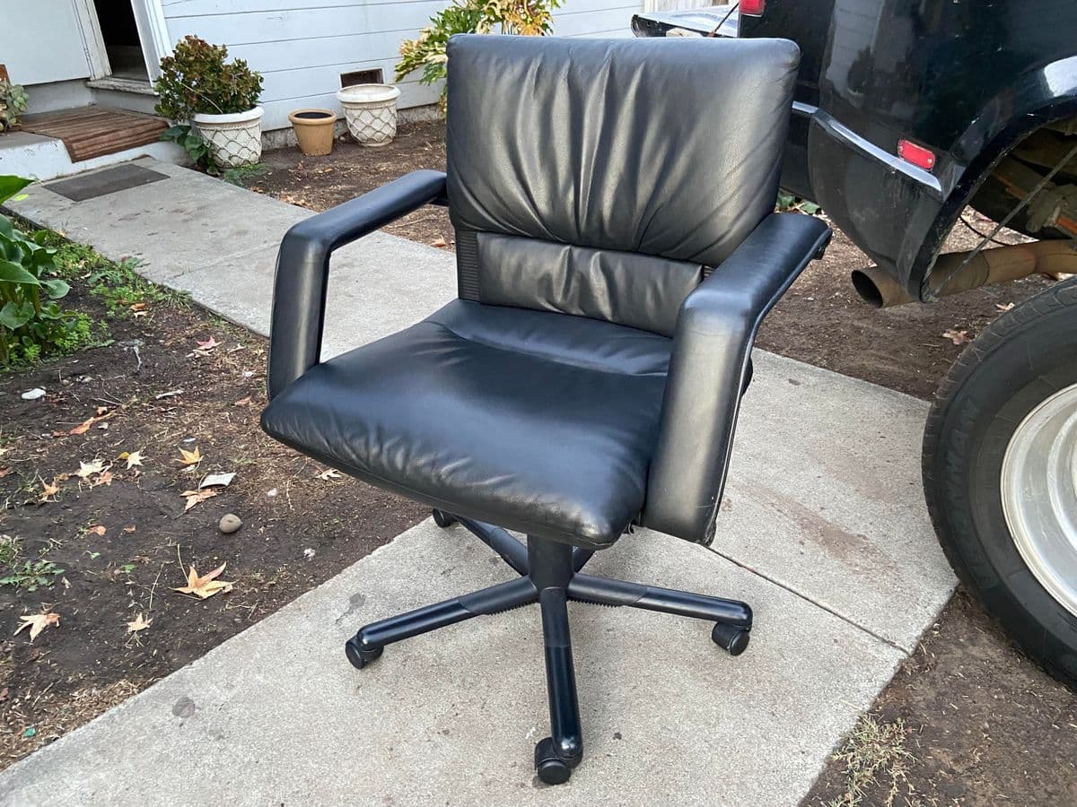 Vintage Mario Bellini Leather Swivel Chair for Vitra - Thumbnail 5