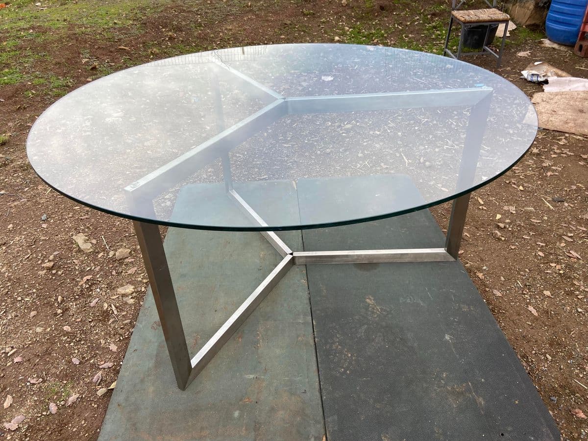 Room and Board Contemporary Round Glass Dining Table - Thumbnail 8