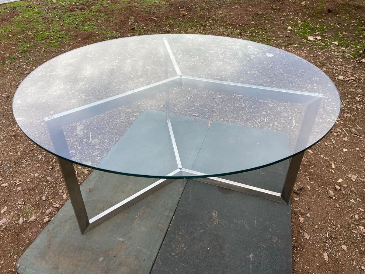 Room and Board Contemporary Round Glass Dining Table - Thumbnail 9