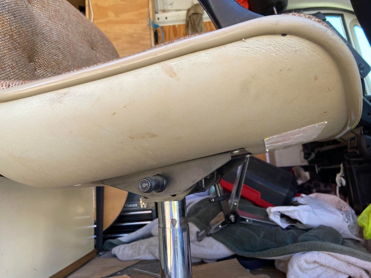 Vintage Steelcase Swivel Desk Chair - Thumbnail 10