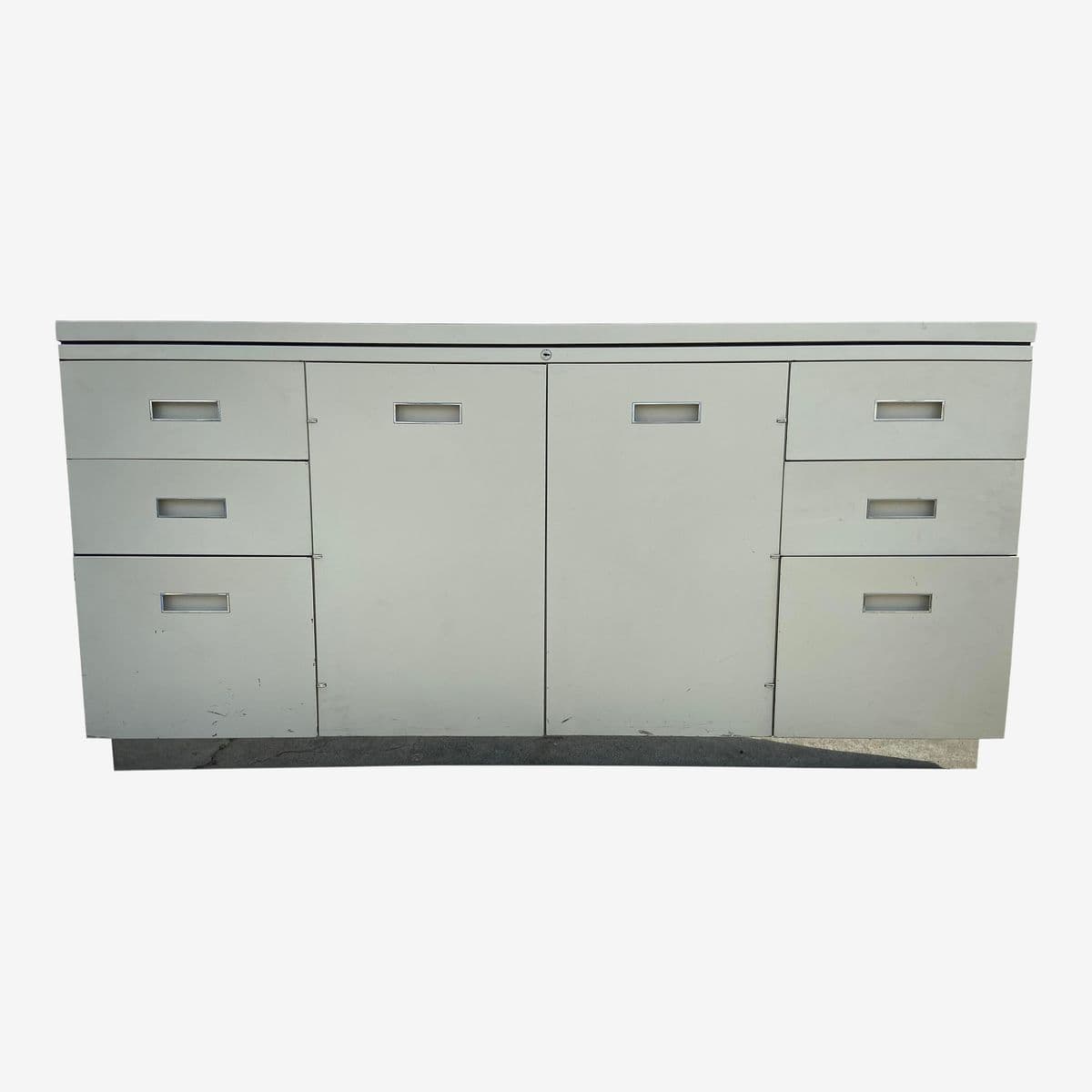 1980s Vintage Modern Metal Sideboard - Image 1