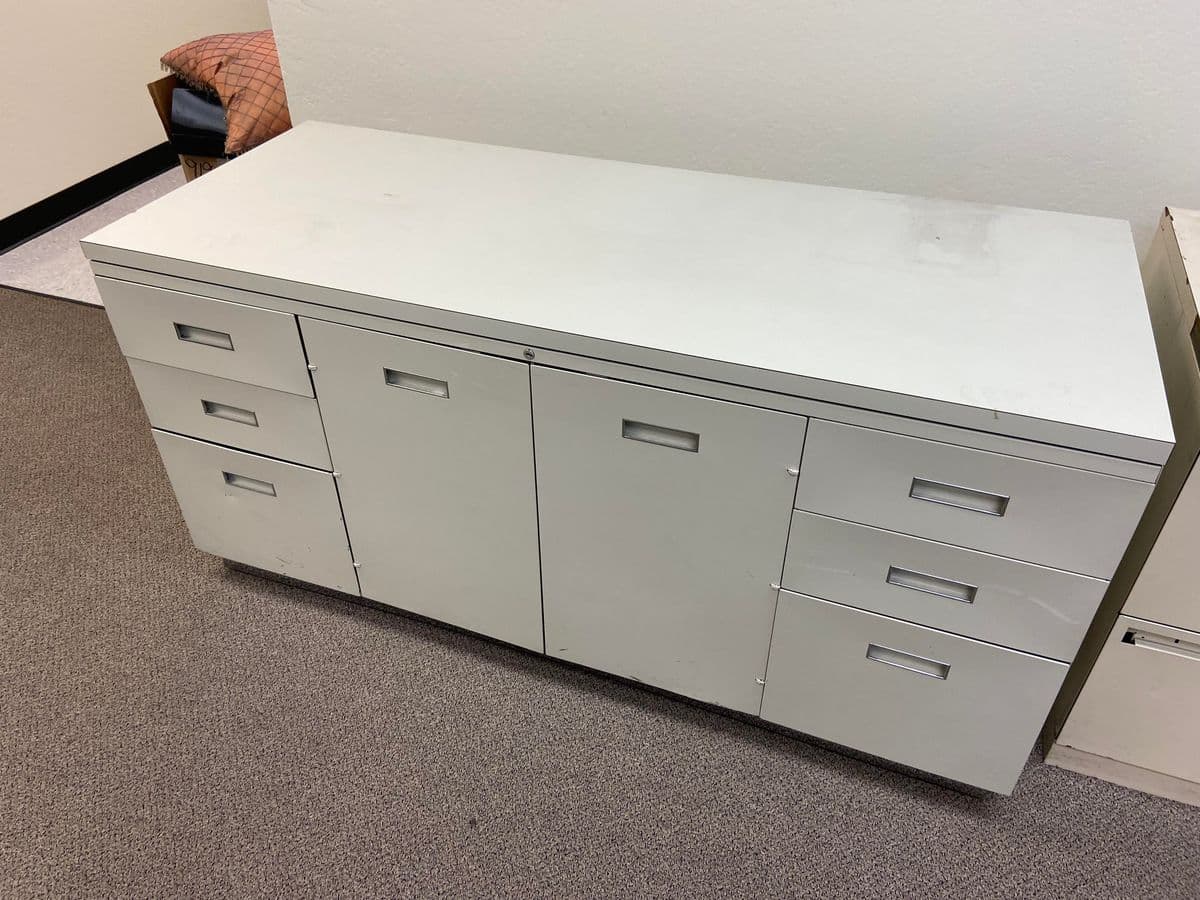 1980s Vintage Modern Metal Sideboard - Thumbnail 6