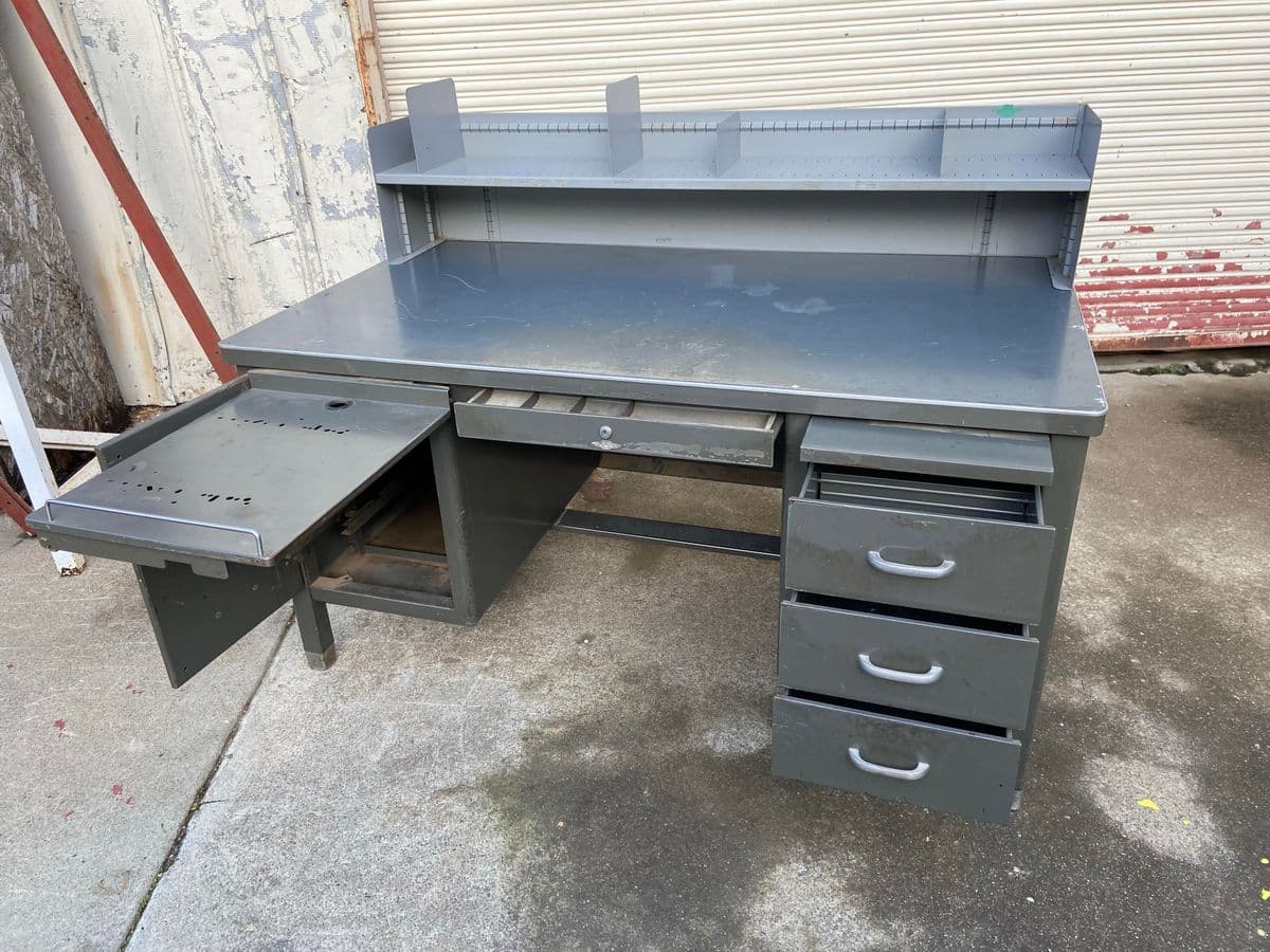 1940s Vintage Mid Century Modern Metal Tanker Desk - Thumbnail 4