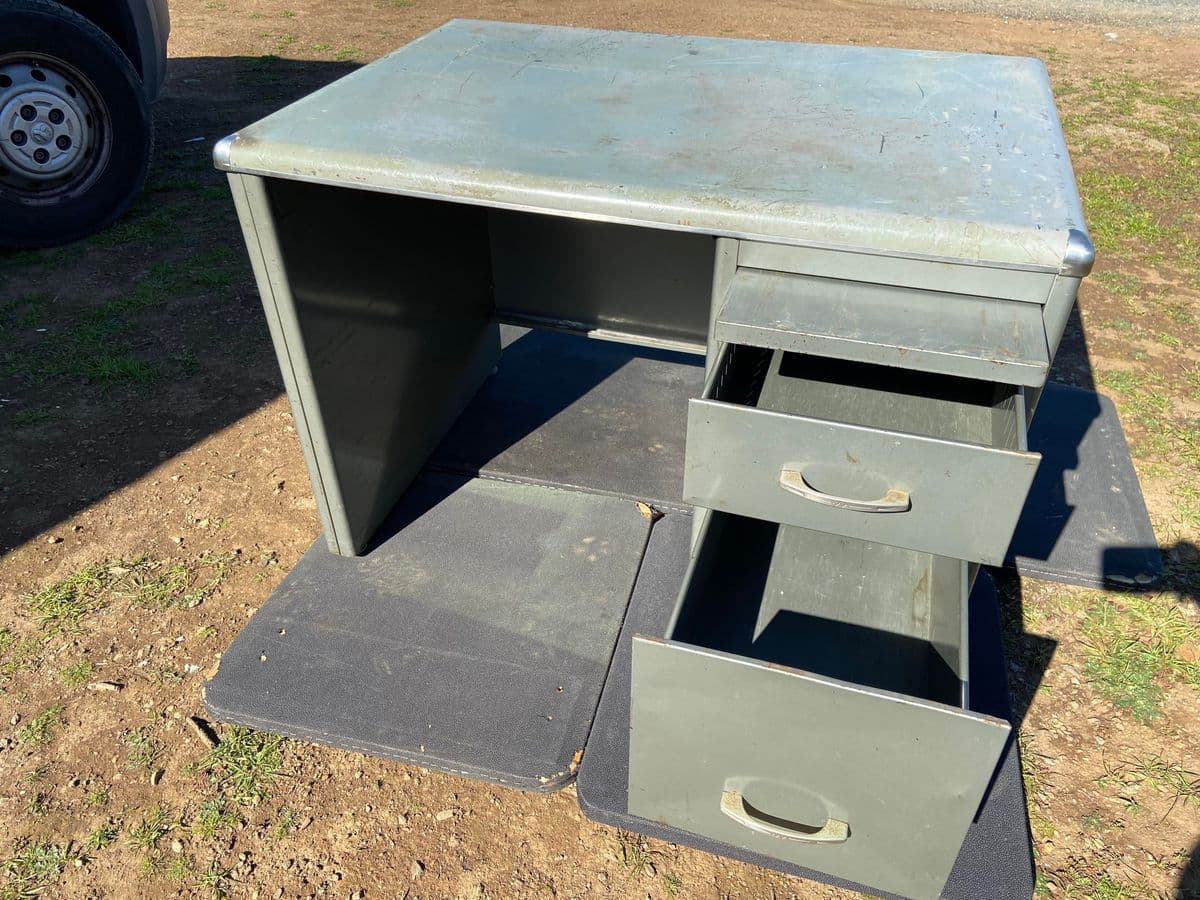 1960s Project Mini Tanker Desk - Thumbnail 9