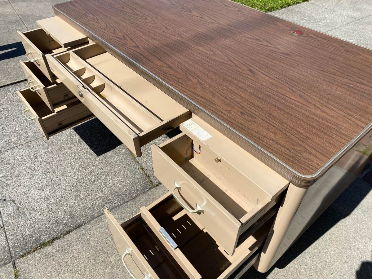 Vintage Cole Steel Mid Century Modern Metal Tanker Desk - Thumbnail 4