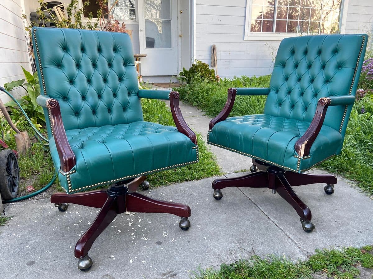 1980s Vintage Paoli Chair Company Office Swivel Desk Chairs - a Pair - Thumbnail 3