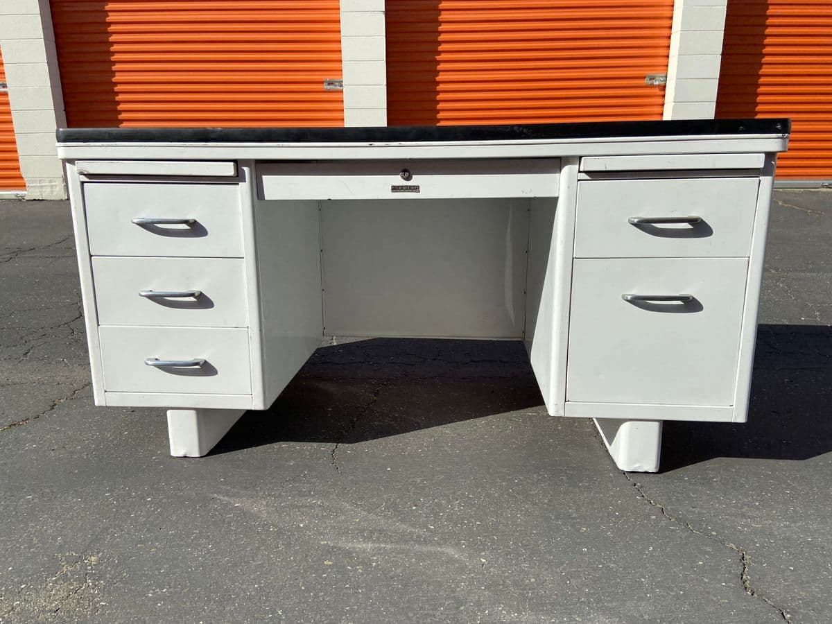 Vintage Mid Century Modern Tanker Desk - Thumbnail 8