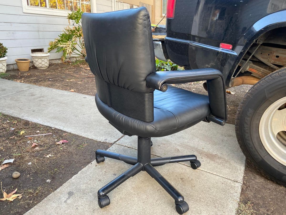 Vintage Vitra Leather Swivel Desk Chair Designed by Mario Bellini - Thumbnail 7