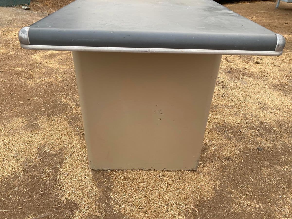 Mid 20th Century Metal Tanker Desk - Thumbnail 9