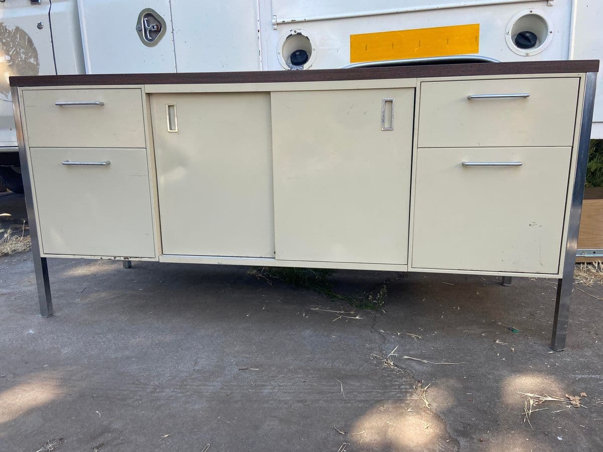 1990s Vintage Mid-Century Modern Metal Sideboard - Thumbnail 7