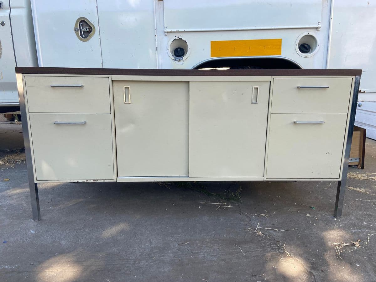 1990s Vintage Mid-Century Modern Metal Sideboard - Thumbnail 9