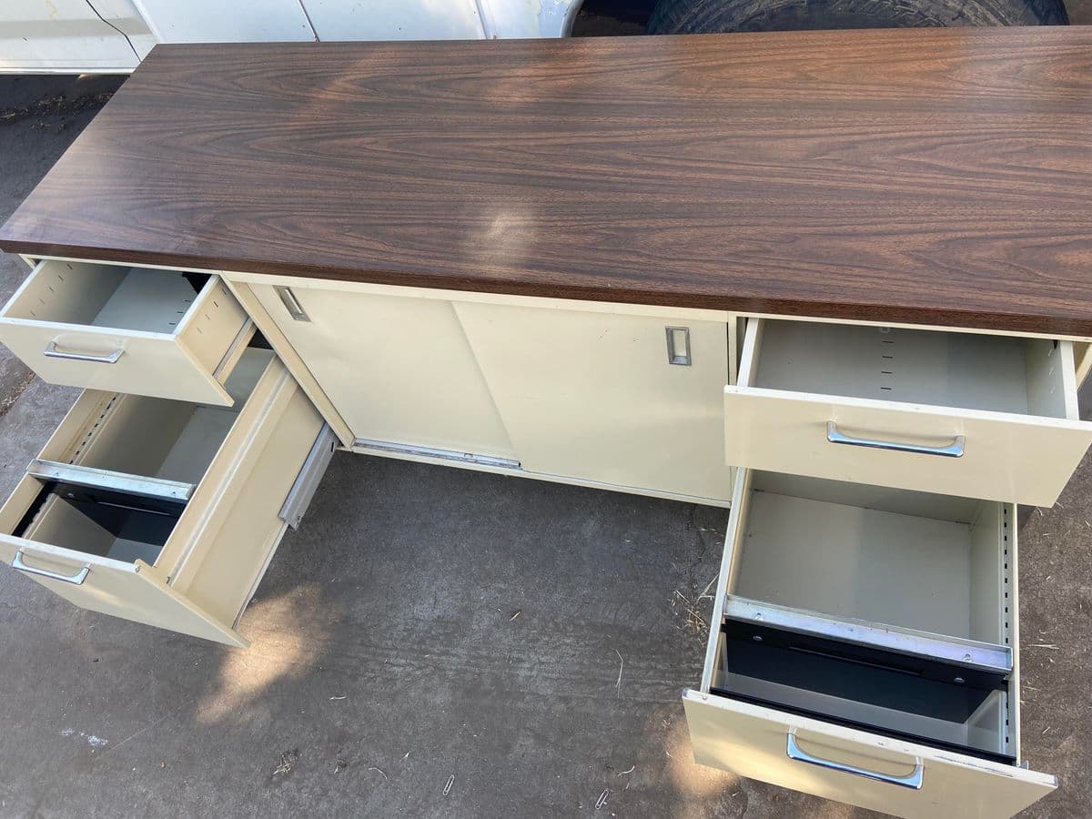 1990s Vintage Mid-Century Modern Metal Sideboard - Thumbnail 13