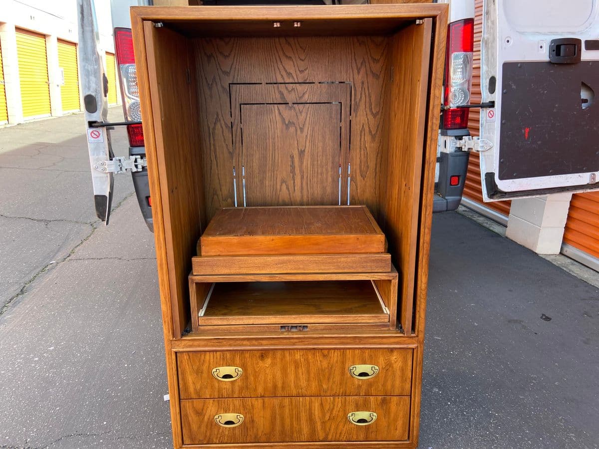 1990s Vintage Drexel Heritage Collection Entertainment Armoire - Thumbnail 13