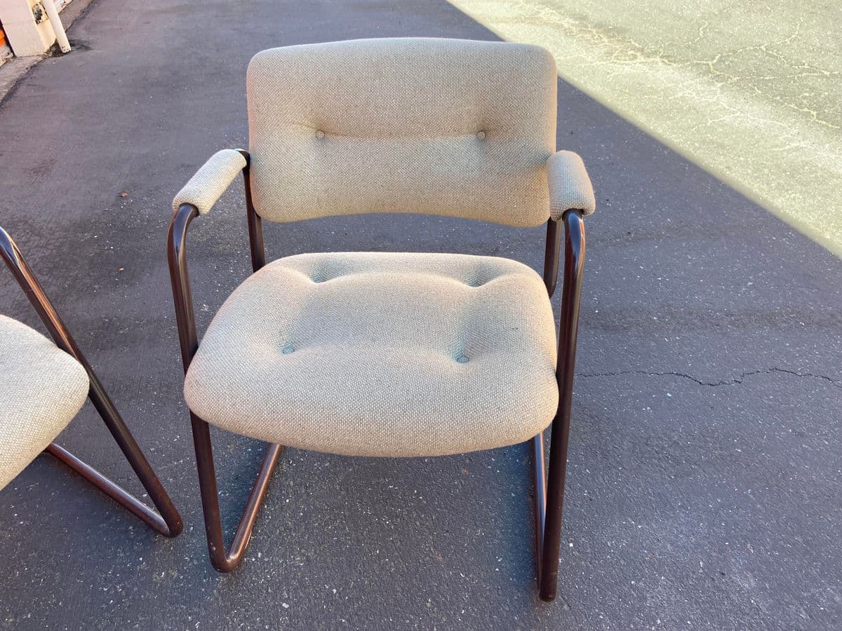 1980s Vintage Steelcase Cantilevered Armchairs - Set of 4 - Thumbnail 11