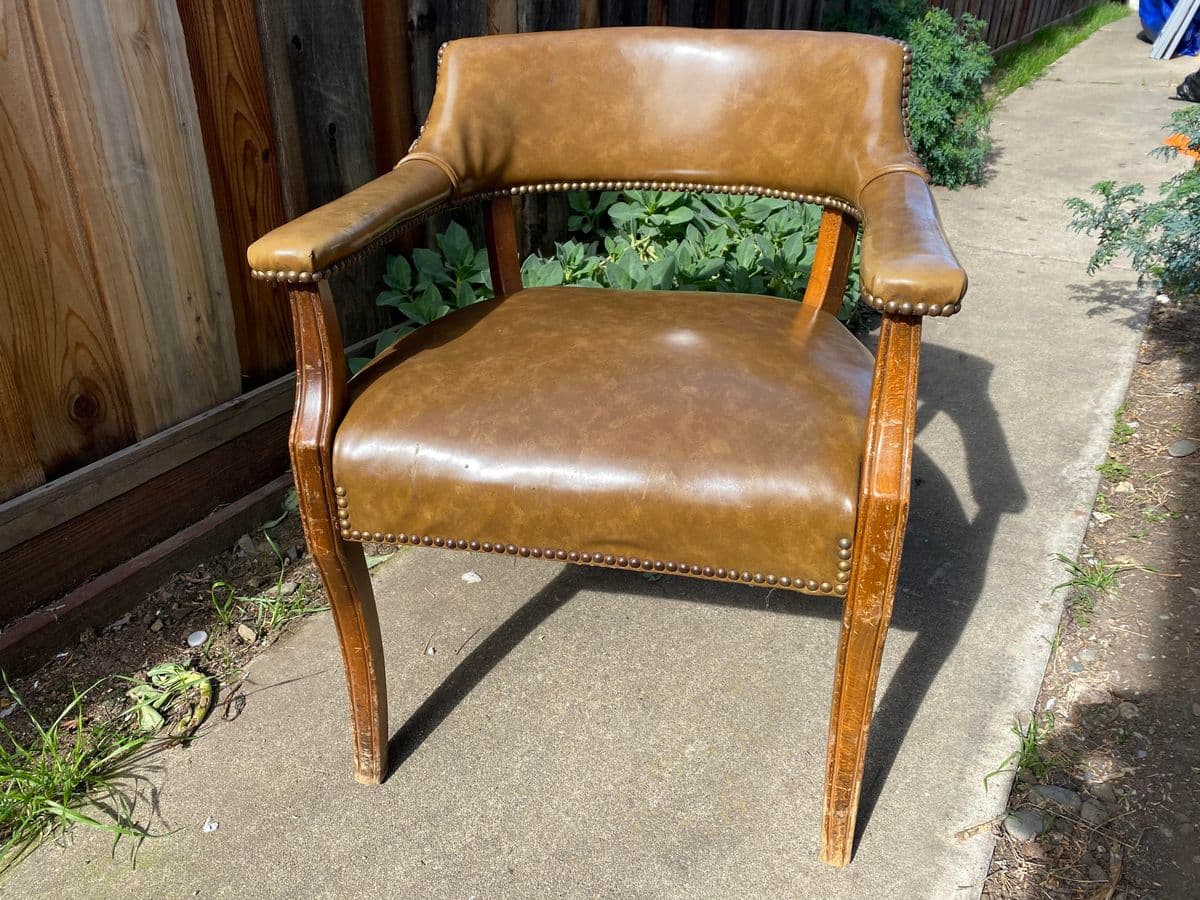 Vintage Leather Accent Chair - Thumbnail 11