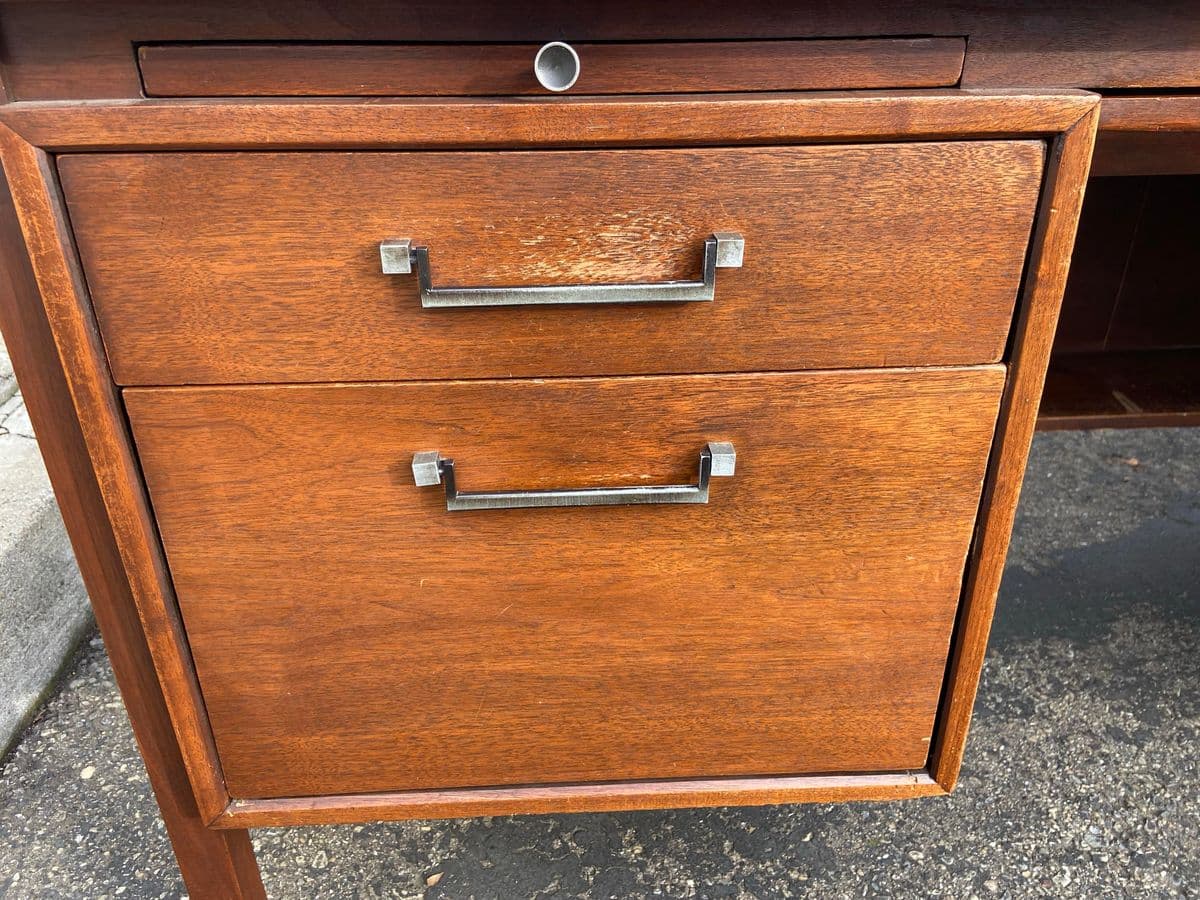 1960s Vintage Mid Century Modern Executive Desk - Thumbnail 7