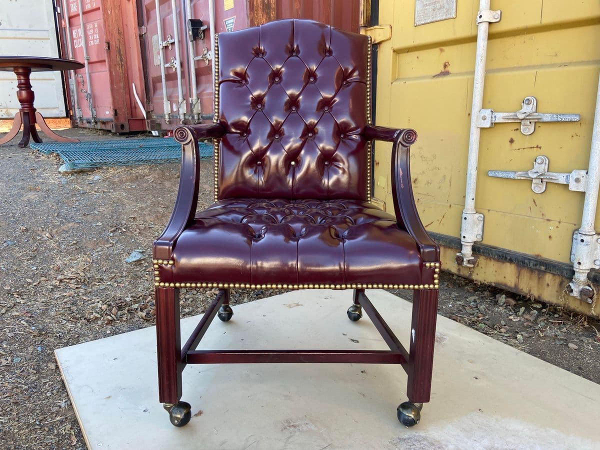 Vintage Traditional Queen Anne Style Oxblood Faux Leather Armchairs - Set of 2 - Thumbnail 10