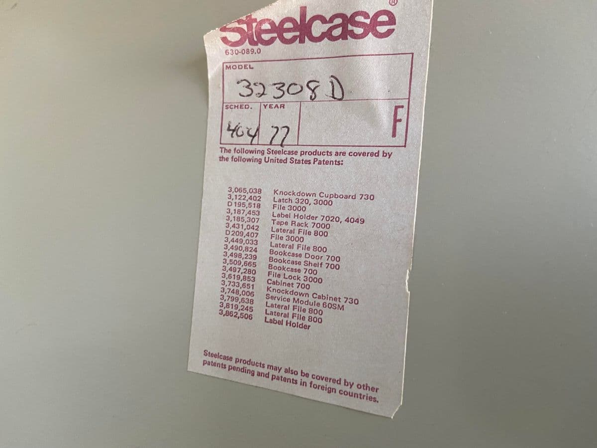 1970s Steelcase Vintage Metal Credenza - Thumbnail 3