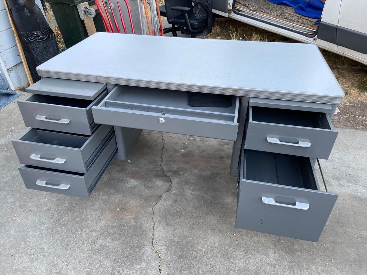 1960s Vintage Mid Century Modern Metal Tanker Desk - Thumbnail 6