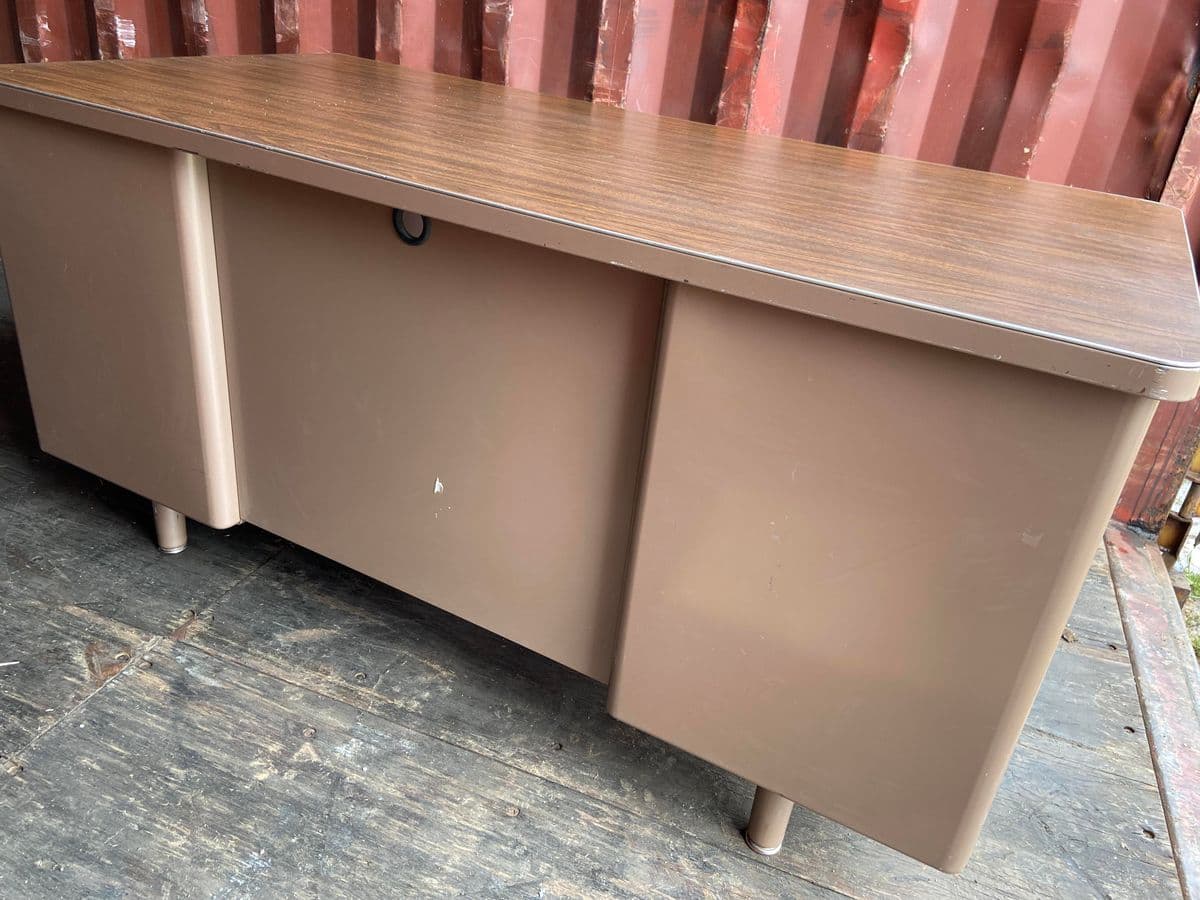 1970s Vintage Mid Century Modern Metal Tanker Desk - Thumbnail 11