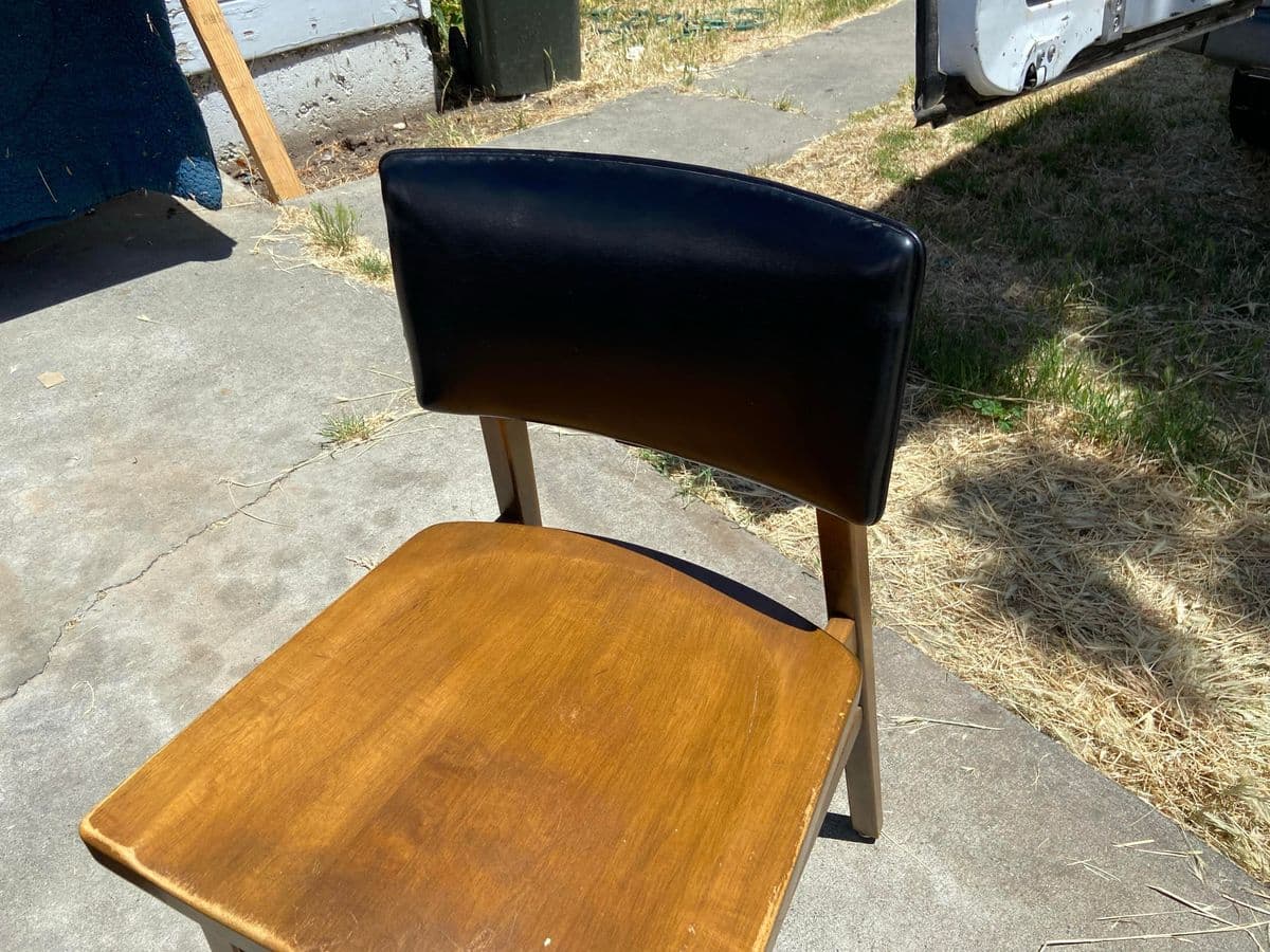 1970s Vintage Mid Century Modern Mainline by Hooker Desk Set and Chair - Thumbnail 8