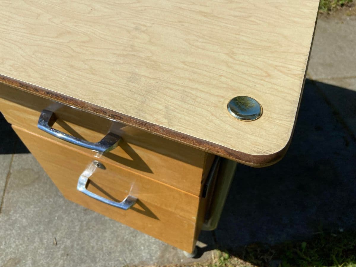 1960s Raymond Loewy for Brunswick Mid Century Modern Metal Desk - Thumbnail 4