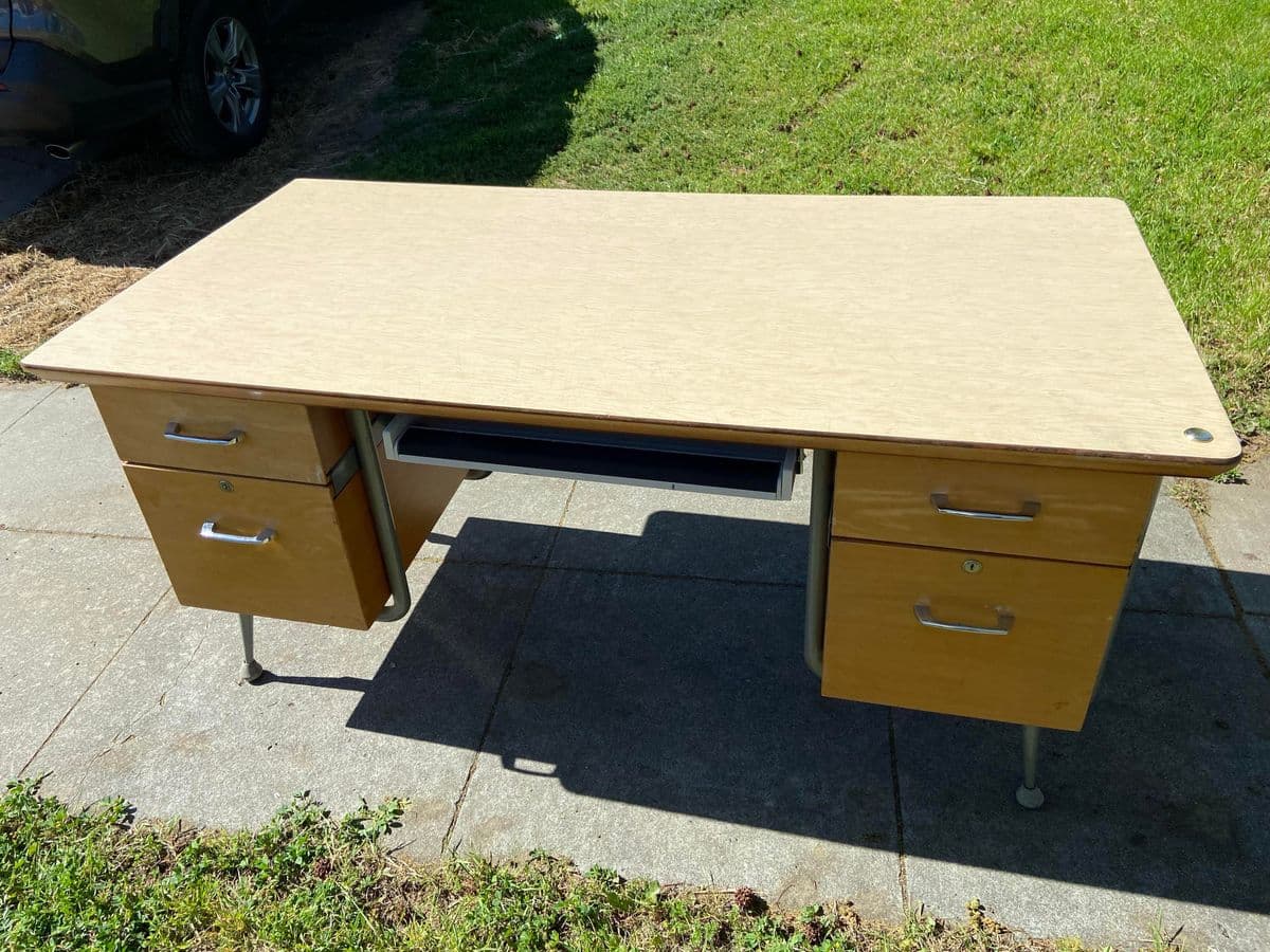 1960s Raymond Loewy for Brunswick Mid Century Modern Metal Desk - Thumbnail 13
