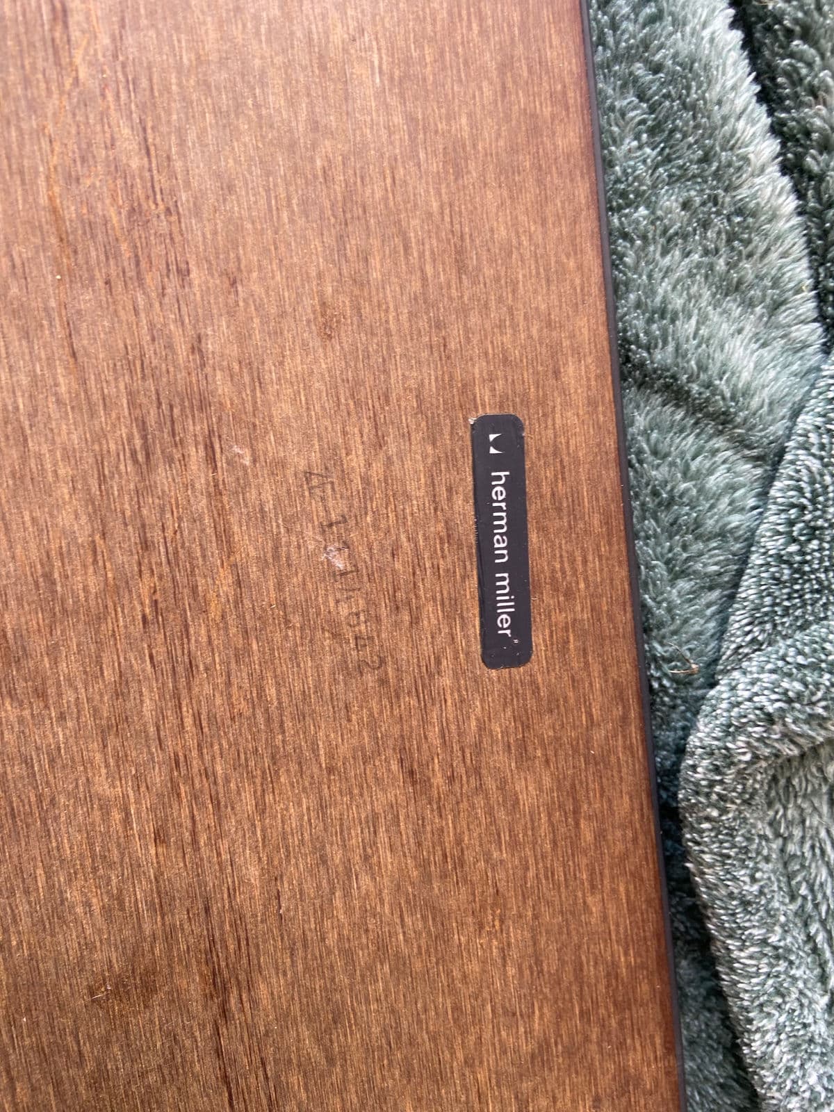 1980s Vintage Mid Century Modern Herman Miller Desk Set With Modern Office Chair - Set of 2 - Thumbnail 10