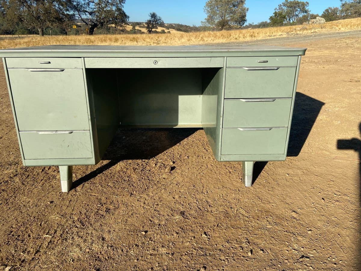 1960s Vintage Mid Century Modern Metal Tanker Desk by General Fireproofing - Thumbnail 3