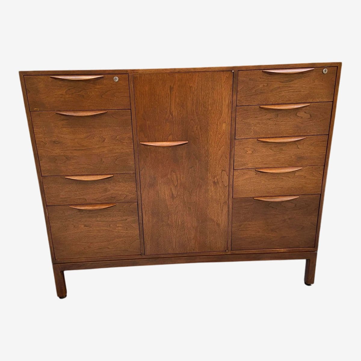 Jens Risom Vintage Mid Century Walnut Sideboard Credenza Unmarked - Image 1