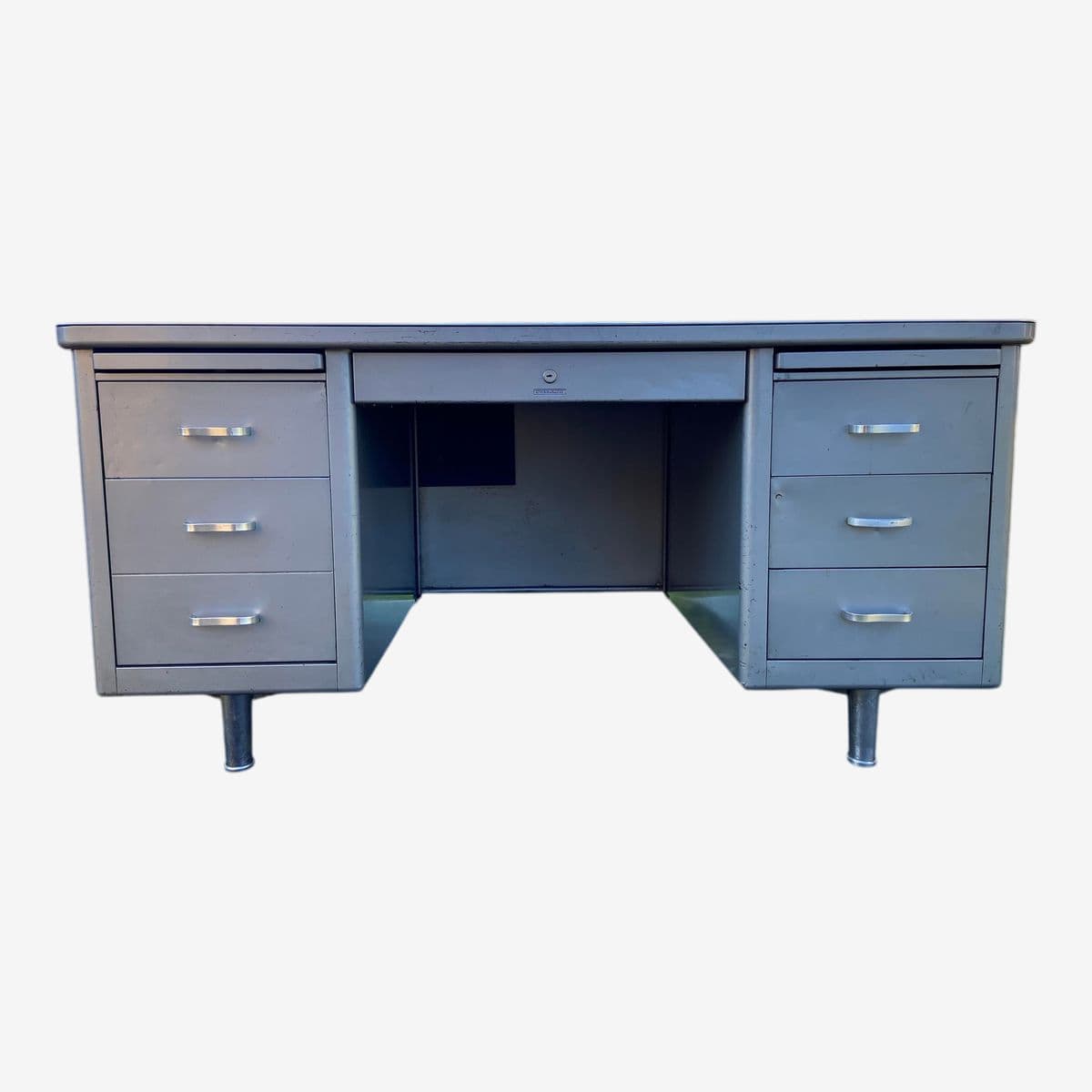 1960s Vintage Mid Century Modern Steelcase Tanker Desk - Image 1