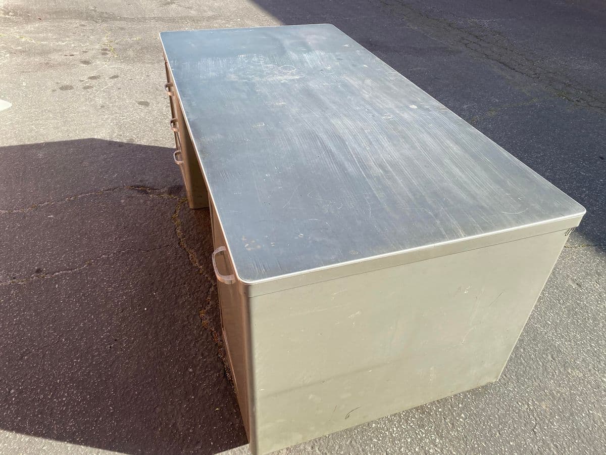 1960s Vintage Metal Tanker Desk With Typewriter Shelf - Thumbnail 11