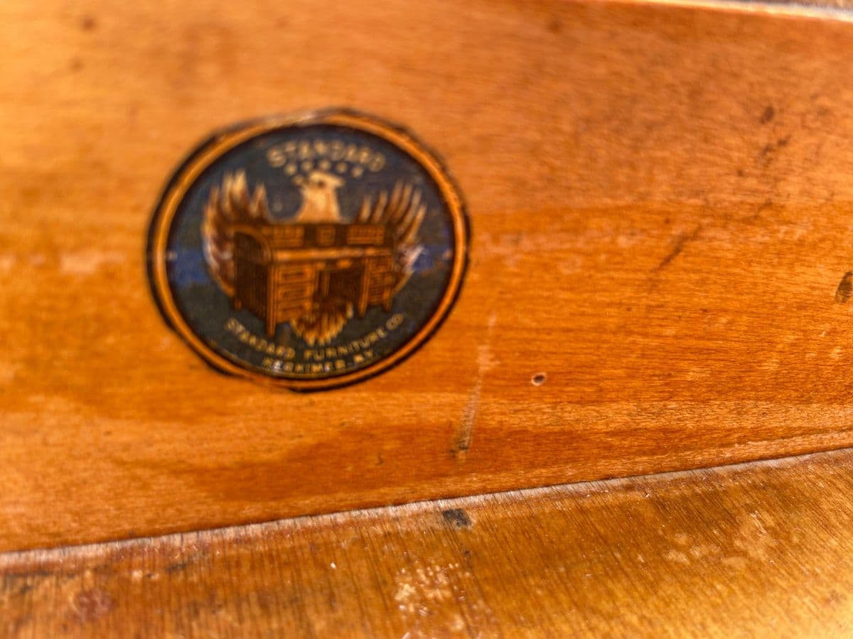 1920s Antique Quarter Sawn Executive Oak Writing Desk - Thumbnail 9