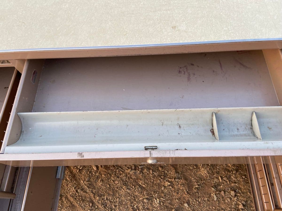 1970s Steelcase Tanker Desk Needs Restoration - Thumbnail 5